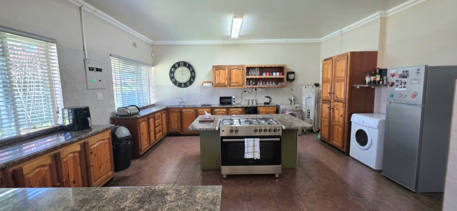 4 Bedroom Property for Sale in Naudeville Free State